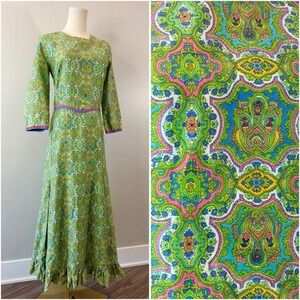 Vintage 1970s Maxi Dress Paisley Psychedelic Boho Hippie Cotton Retro 70s Medium
